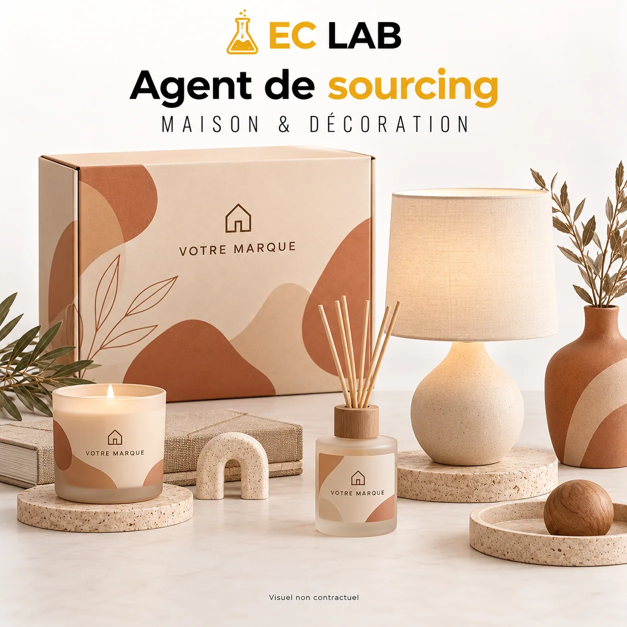 Lampe, bougie et objets de décoration
